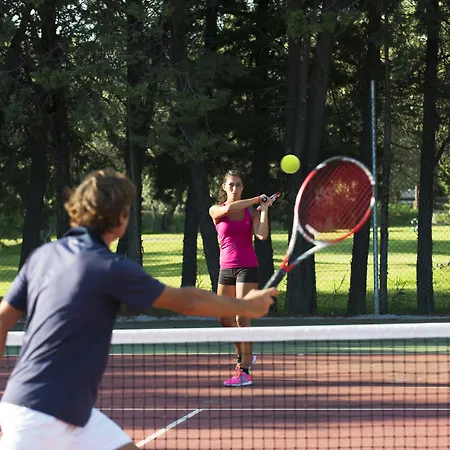 Ośrodek wypoczynkowy Voi Floriana 4*