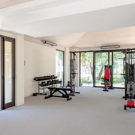 Θέρετρο Voi Floriana 4*