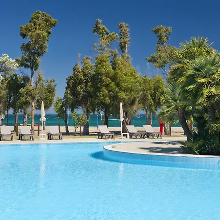 Voi Floriana Resort 4*