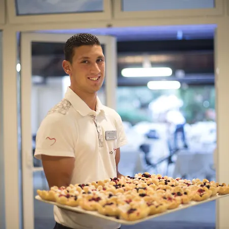 Voi Floriana Resort 4*