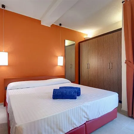 Voi Floriana 4*