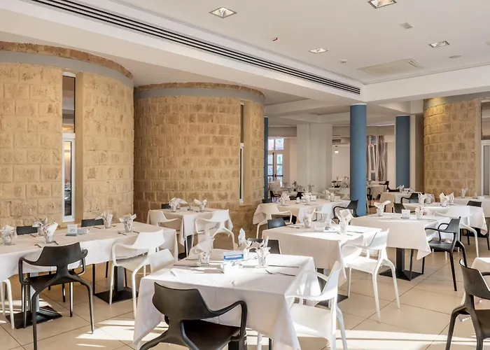 Курортный комплекс Voi Floriana 4*